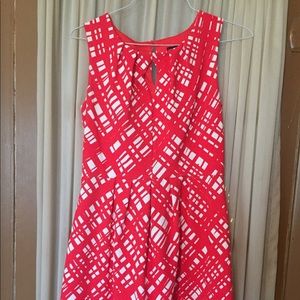 Knee length sleeveless dress